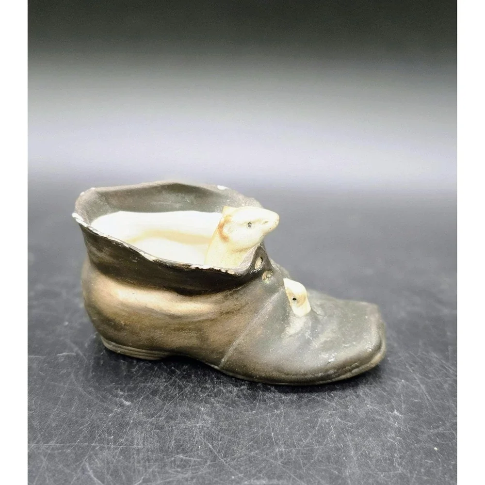Vintage Toothpick or Match Holder Cat Boot Mice Bisque Ceramic Made in Japan 3